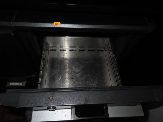 Kølebord med 8 skuffer til ølkasser GAMKO TC-100 Euro-line