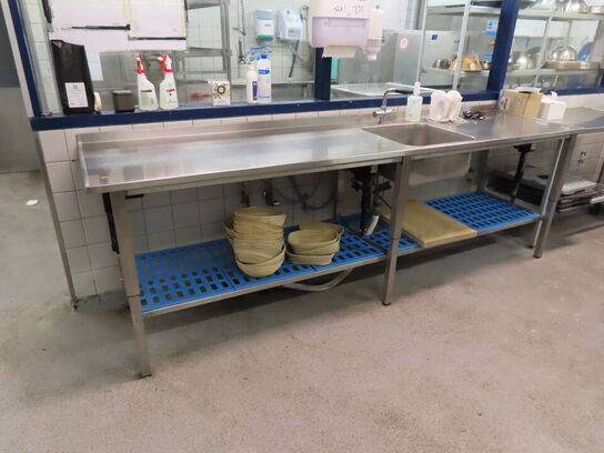 El hæve/sænke køkkenbord med vask i rustfrit stål