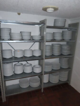 Tallerkener 3 slags (alle i reolen)