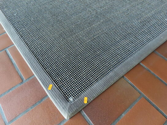 Gulvtæppe, ca 4x10 meter