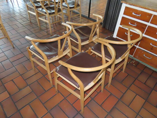 4 stk. Y-stole HANS J. WEGNER CH24 med hynder