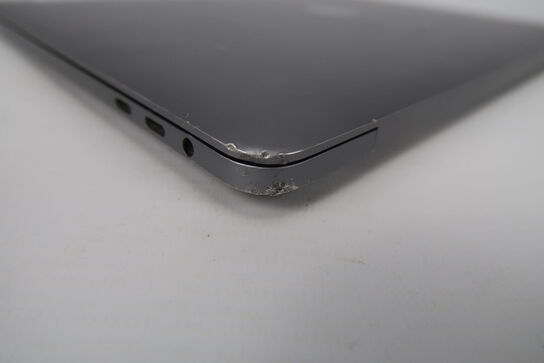 Apple Macbook Pro Touchbar I5-1038NG7 13"