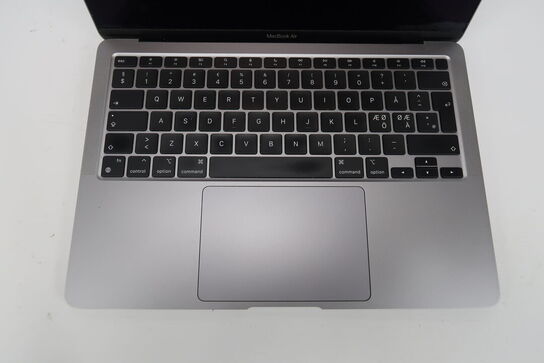 Apple Macbook Air M1 13" 