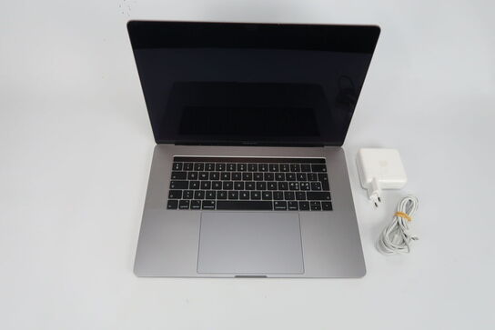 Apple Macbook Pro I7-9750H  15,6"