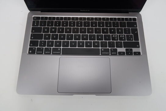 Apple Macbook Air M1 13" 