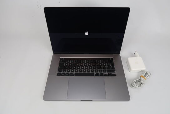 Apple Macbook Pro I7-9750H 16"