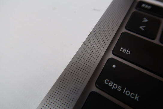 Apple Macbook Air M1 13" 