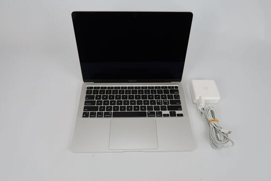 Apple Macbook Air M1 13" 