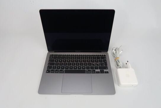 Apple Macbook Air M1 13" 