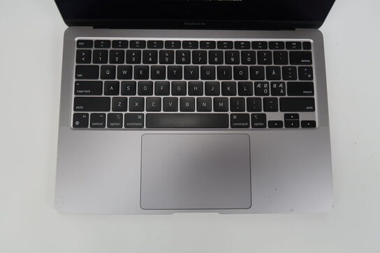 Apple Macbook Air M1 13" 