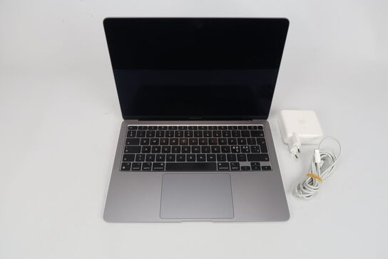 Apple Macbook Air M1 13" 