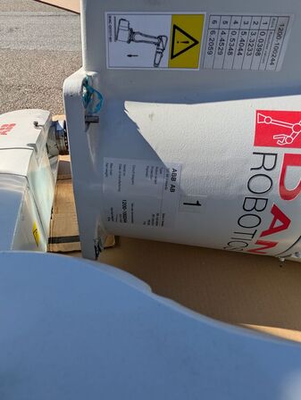 2 stk ABB IRB1200 med styreskabe, teach pendant og kabler. (Se Info)