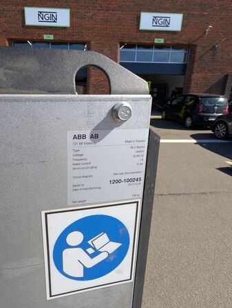 2 stk ABB IRB1200 med styreskabe, teach pendant og kabler. (Se Info)