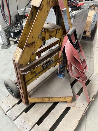 Fliseklipper, stand ukendt