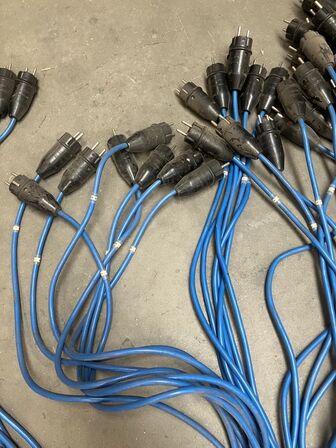 harting pisk – 8*schuko ind – harting ud, 7 stk 