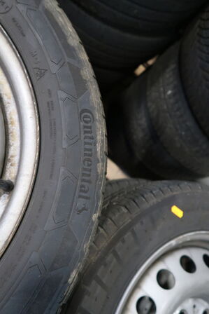 4 stk. fælge med dæk CONTINENTAL 225/55 R 17 C