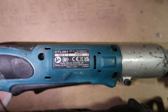 2 stk. akku håndværktøj MAKITA DJR187, DTL061 med batteri
