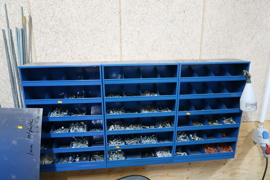 3 stk. sortimentsreoler med indhold samt div. Jern m.m.