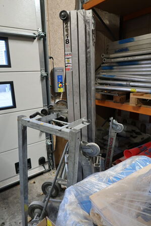 Manuel materialelift