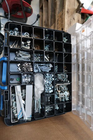 Div. Sortimentskasser med indhold