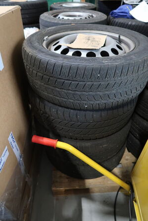 4 stk. fælge med dæk CONTINENTAL 225/55 R 17 C