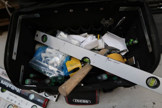 Værktøjstaske med div. Værktøj