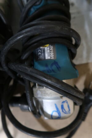 2 stk. håndværktøj MAKITA JN1601, DRACO R30559