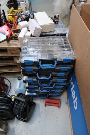 Div. Sortimentskasser med indhold