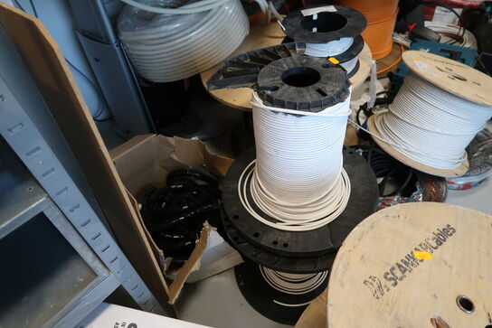 Div. Kabeltromler med kabler