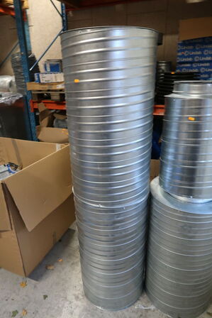 2 stk. ventilationsdele