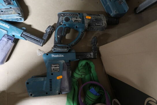 Akku slagboremaskine MAKITA DHR202 med udsugningsadapter