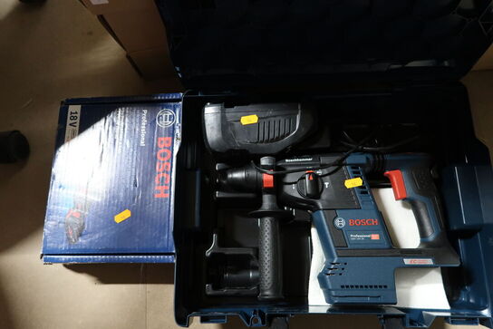 Akku borehammer BOSCH Professional GBH 18V-26 med 2 stk. ladere og batteri