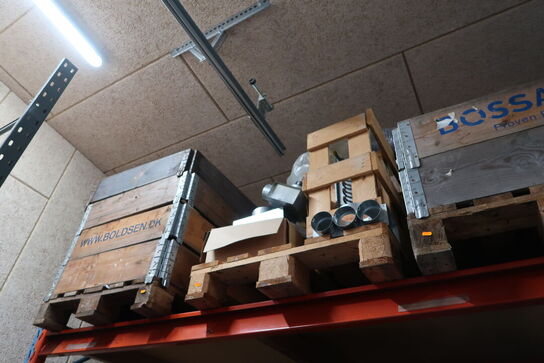 3 stk. paller med div. Reservedele