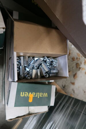 Div. Varelager WALRAVEN