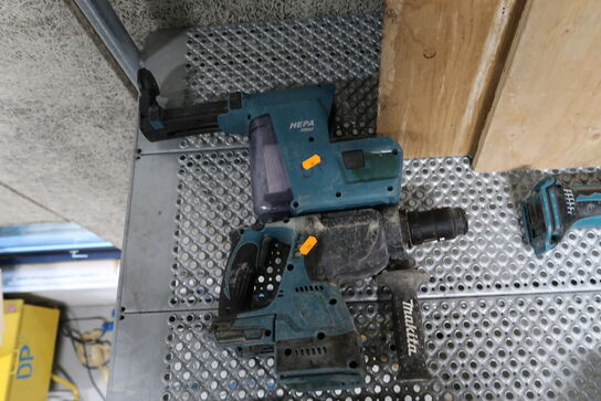 2 stk. akku håndværktøj MAKITA DDA351, med udsugningsadapter