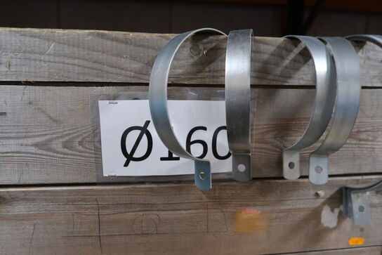 Palle med div. Ventilationsfittings