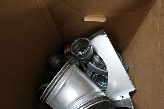 Palle med ventilationsfittings