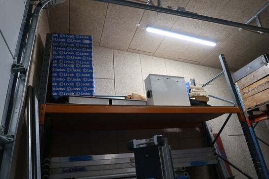 1 fag pallereol uden indhold