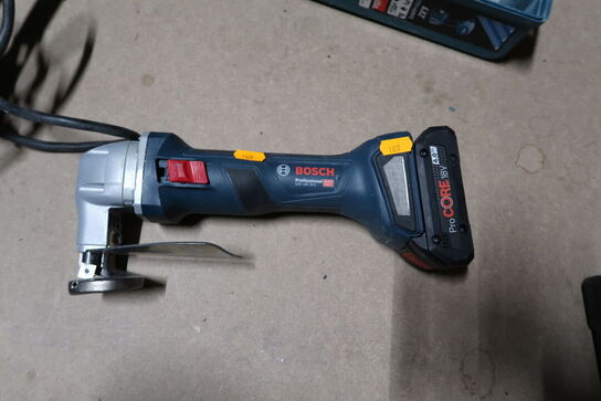 Akku pladesaks BOSCH Professional GSC 18V-16E med batteri