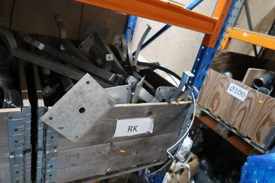 Palle med div. Beslag m.m.