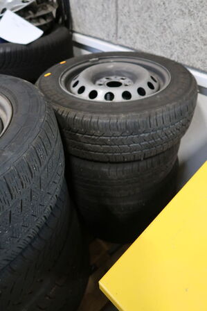 4 stk. fælge med dæk MICHELIN 195/65 R 16