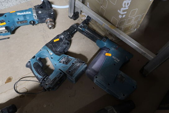 Akku borehammer MAKITA DHR243 med udsugningsadapter