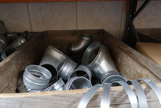 Palle med div. Ventilationsfittings