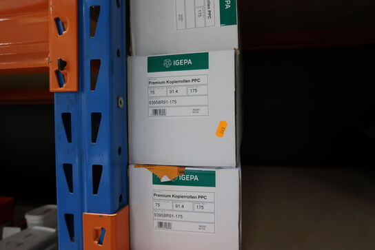 Hylde med div. Kopipapir IGEPA m.m.