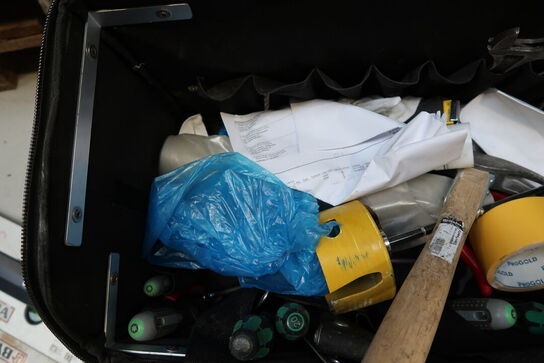 Værktøjstaske med div. Værktøj