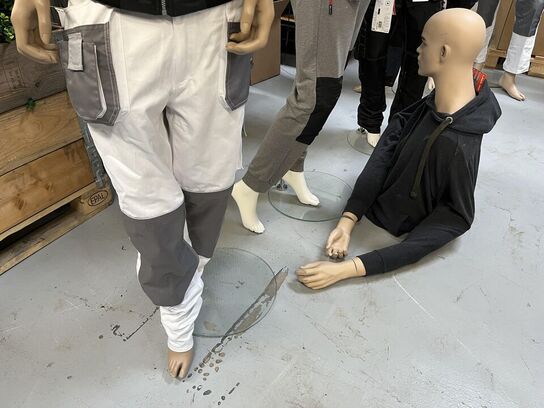 7. Stk. Mannequindukker m.Tøj