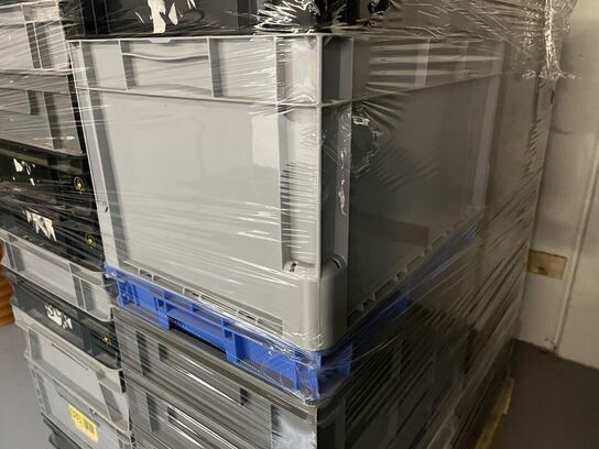 Palle med Assoreteret Plast Kasser