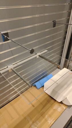 2. Stk. Butiks display med lys