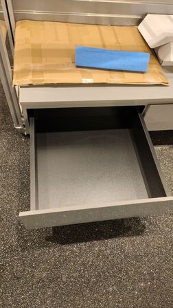 2. Stk. Butiks display med lys