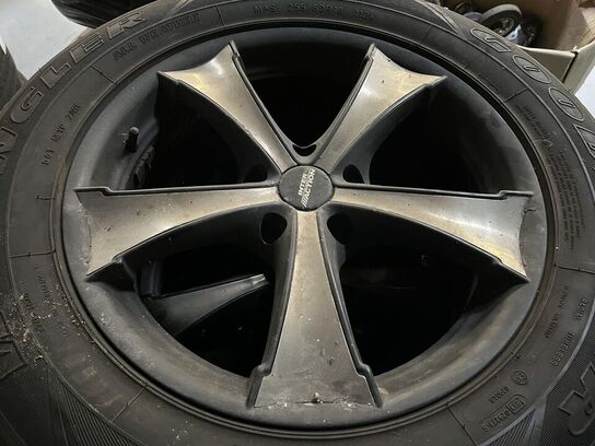 4. Stk. Dæk med Alu fælge 